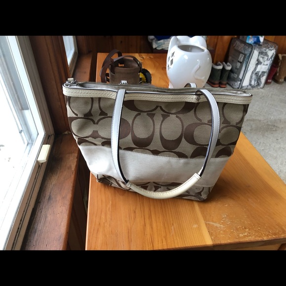 Coach shoulder bag - Picture 2 of 4
